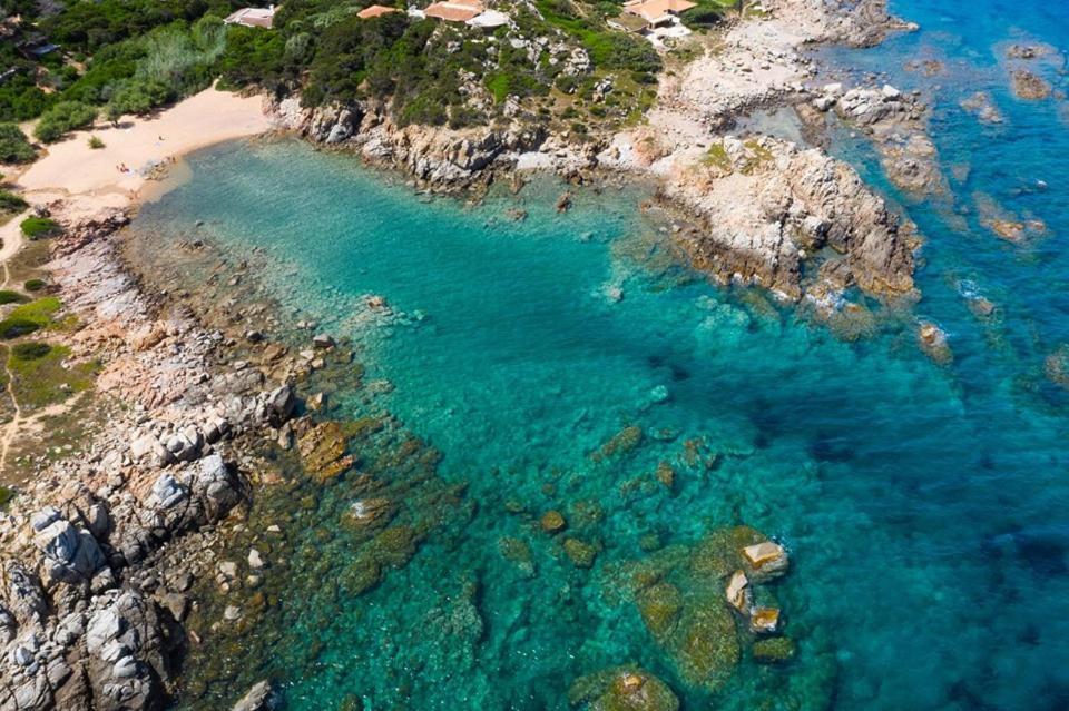 Borgo Spiaggia Vista Mare Isola Rossa Exteriör bild