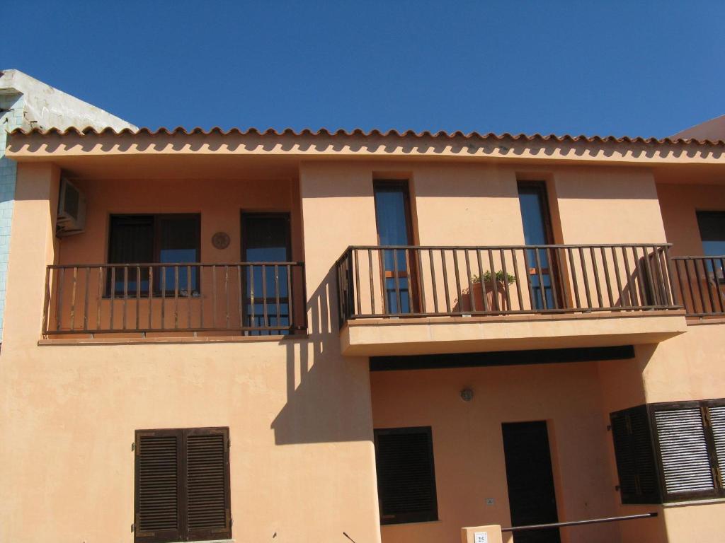 Borgo Spiaggia Vista Mare Isola Rossa Rum bild