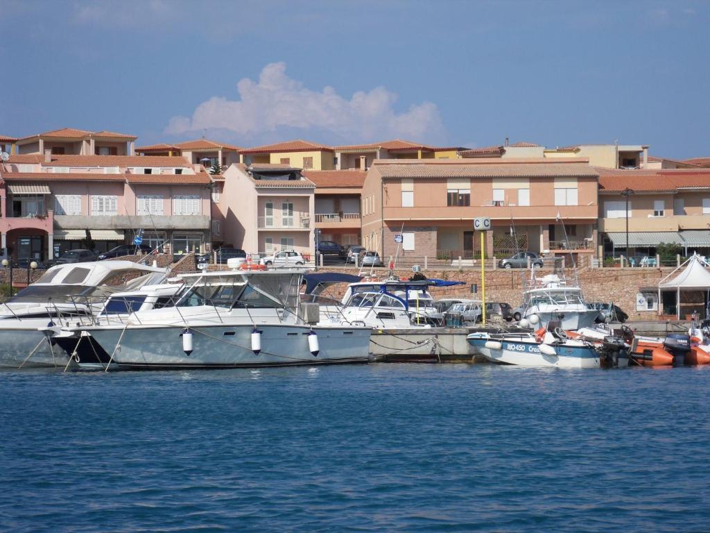 Borgo Spiaggia Vista Mare Isola Rossa Rum bild