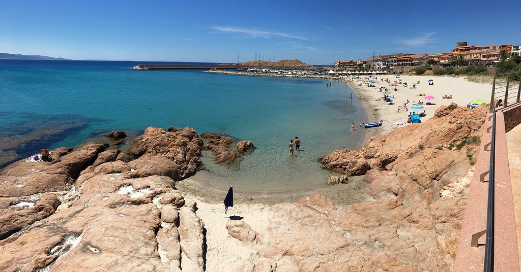 Borgo Spiaggia Vista Mare Isola Rossa Exteriör bild